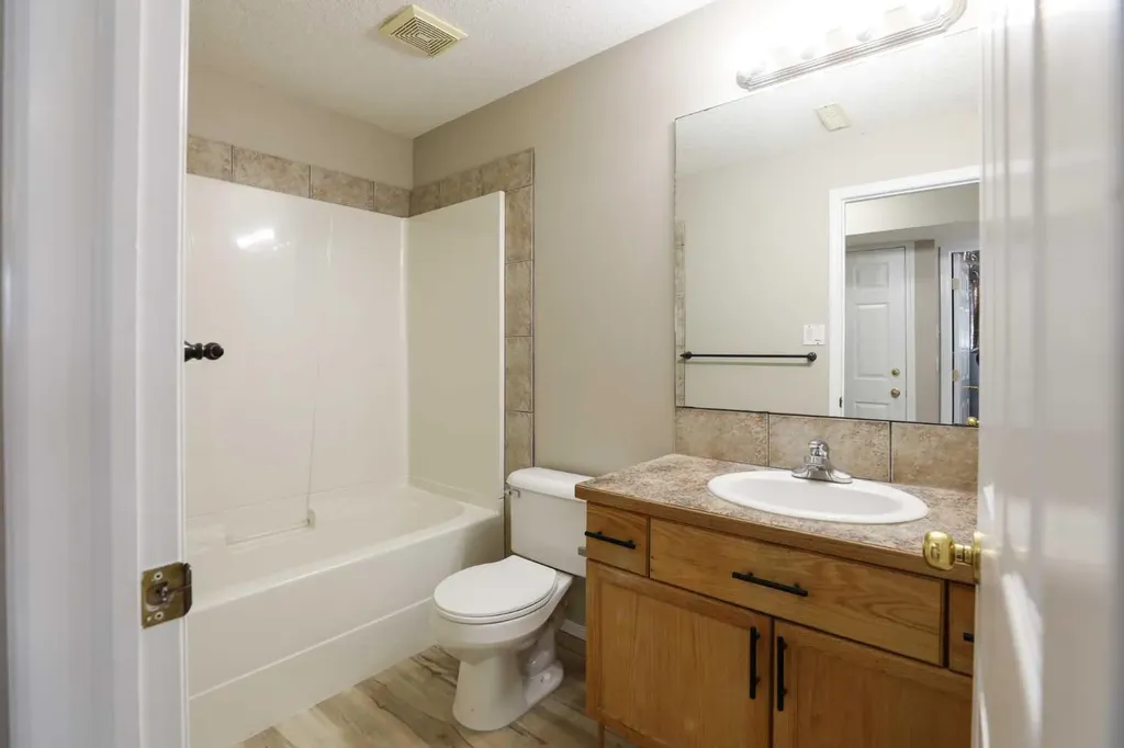 720 Heritage Boulevard W Lethbridge AB T1K 7X2