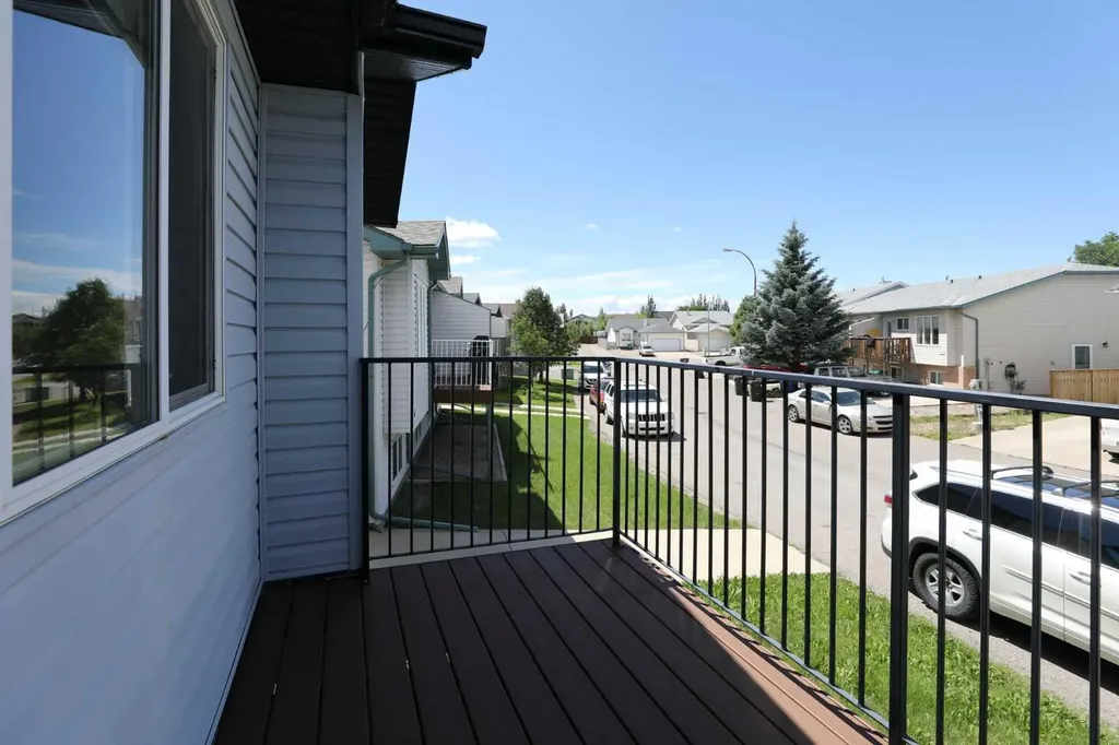 720 Heritage Boulevard W Lethbridge AB T1K 7X2
