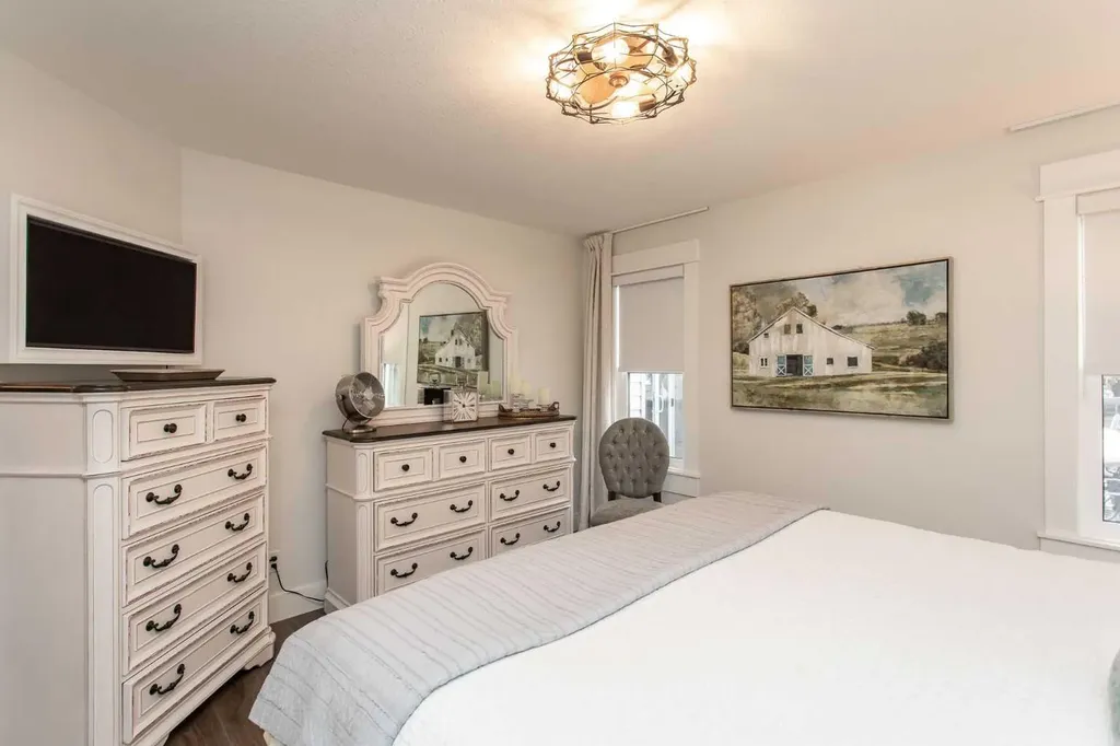 4731 49a Avenue Lacombe AB T4L 1N4
