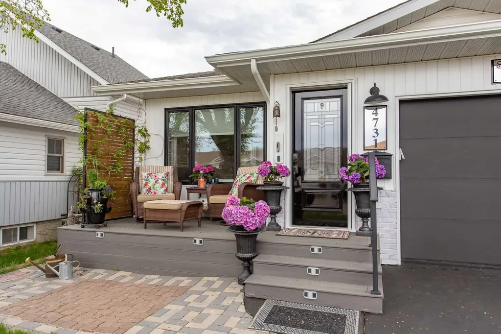 4731 49a Avenue Lacombe AB T4L 1N4