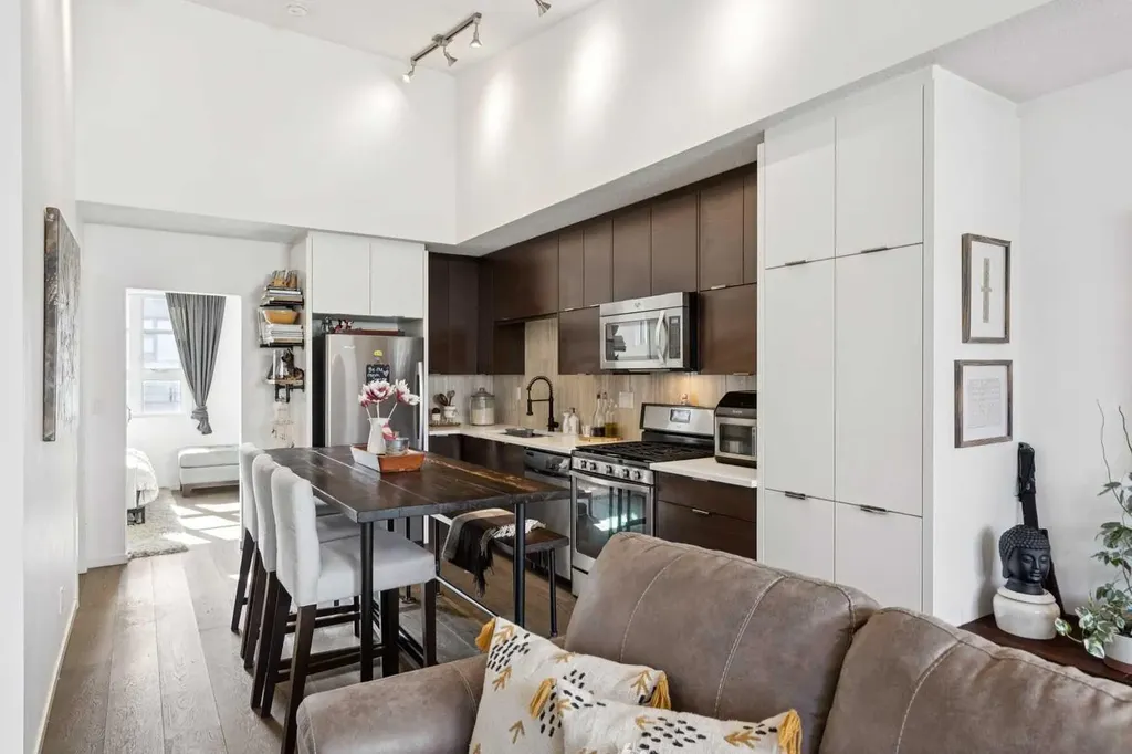 1719 9a Street SW Calgary AB T2T 6S3