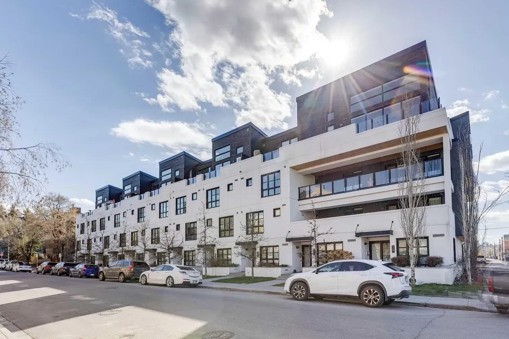 1719 9a Street SW Calgary AB T2T 6S3