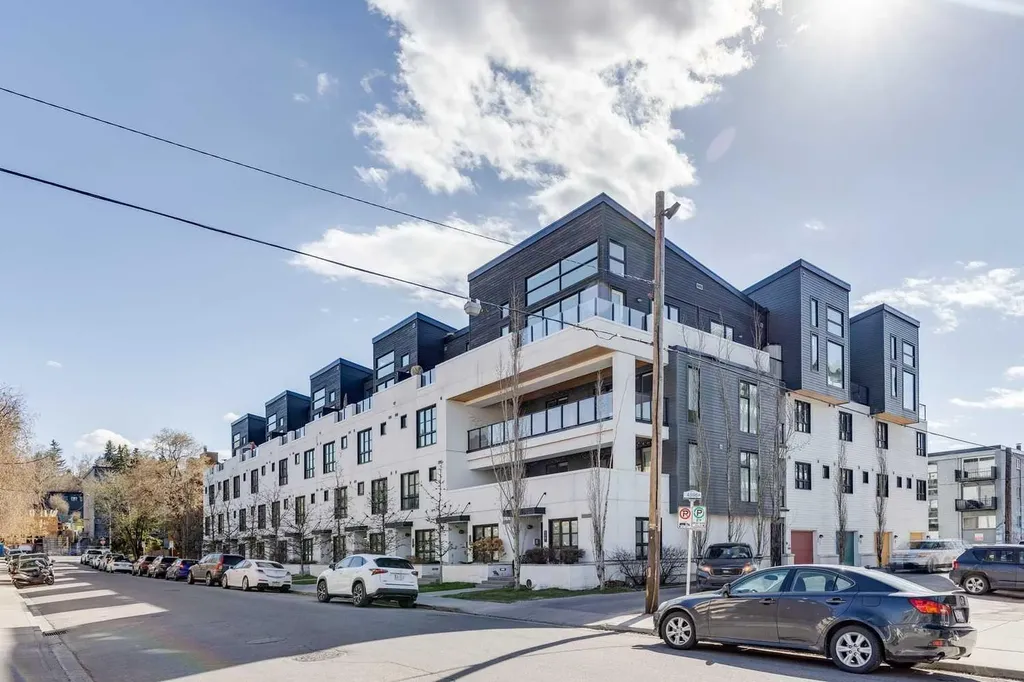 1719 9a Street SW Calgary AB T2T 6S3