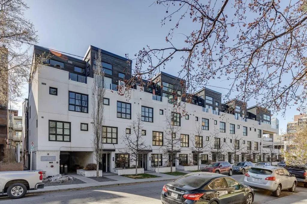 1719 9a Street SW Calgary AB T2T 6S3