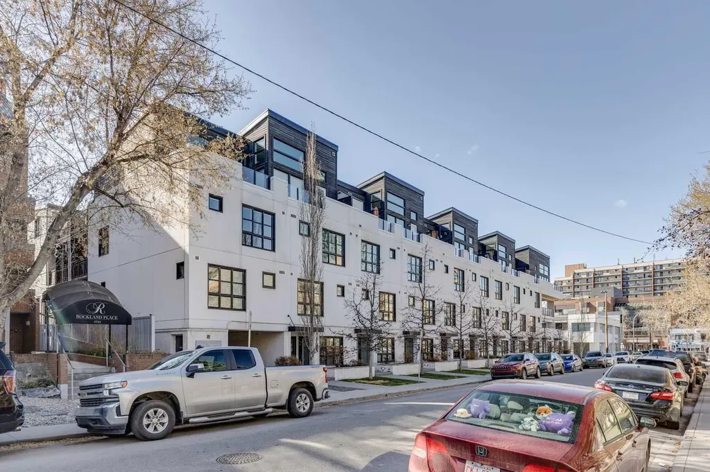 1719 9a Street SW Calgary AB T2T 6S3