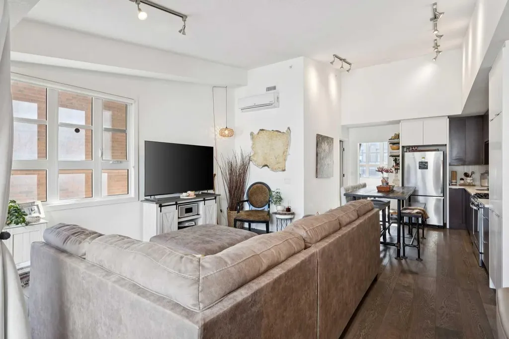 1719 9a Street SW Calgary AB T2T 6S3
