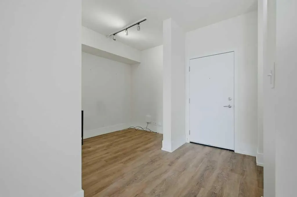 205 Riverfront Avenue SW Calgary AB T2P5K4