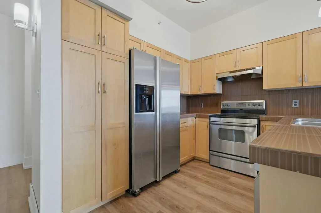 205 Riverfront Avenue SW Calgary AB T2P5K4
