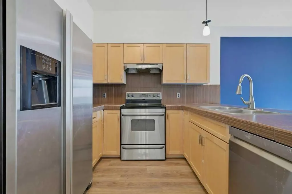 205 Riverfront Avenue SW Calgary AB T2P5K4