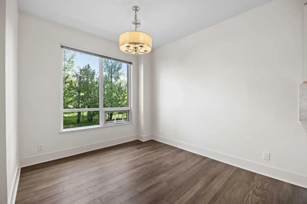 46 9 Street NE Calgary AB T2E 7Y1