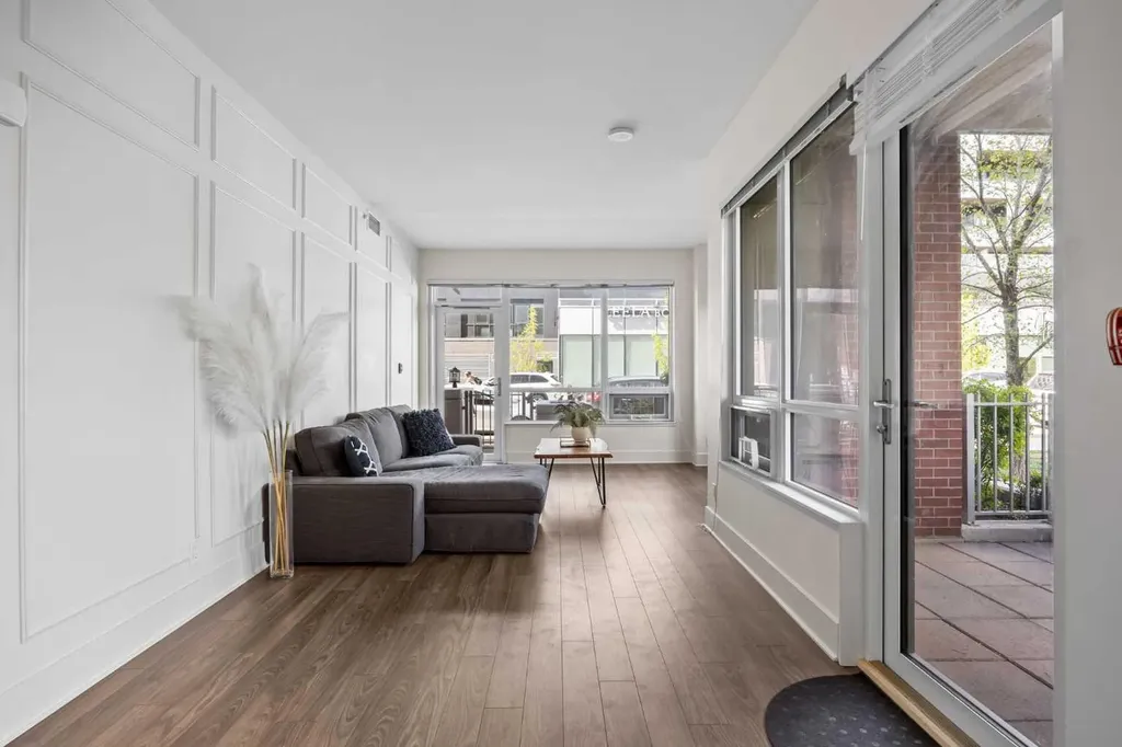 46 9 Street NE Calgary AB T2E 7Y1