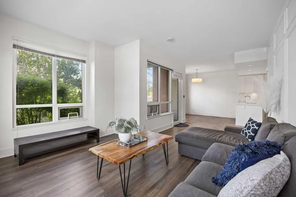 46 9 Street NE Calgary AB T2E 7Y1