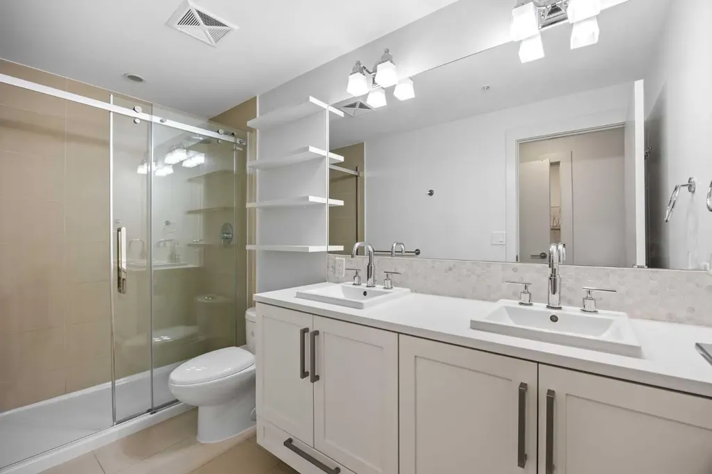 46 9 Street NE Calgary AB T2E 7Y1