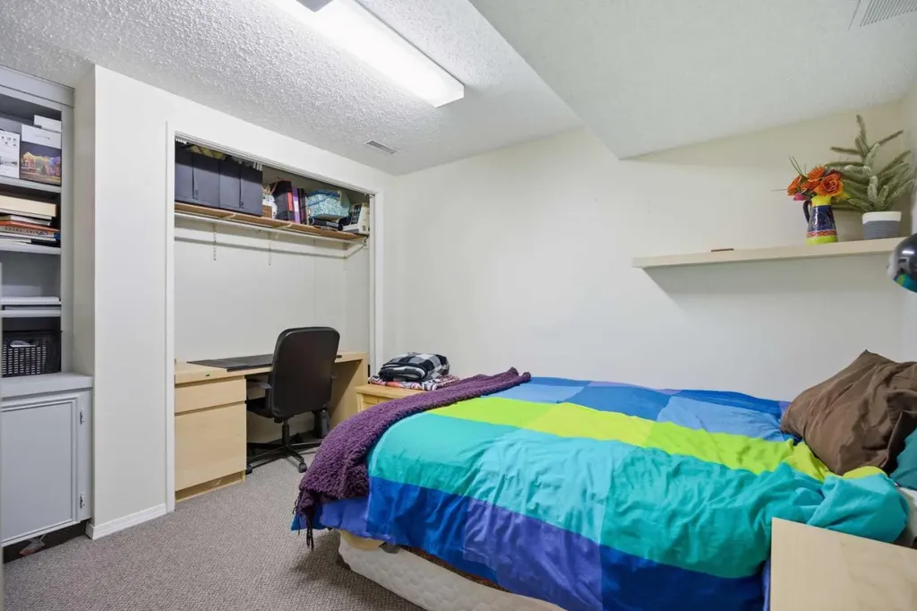 14816 1 Street SE Calgary AB T2X1A1