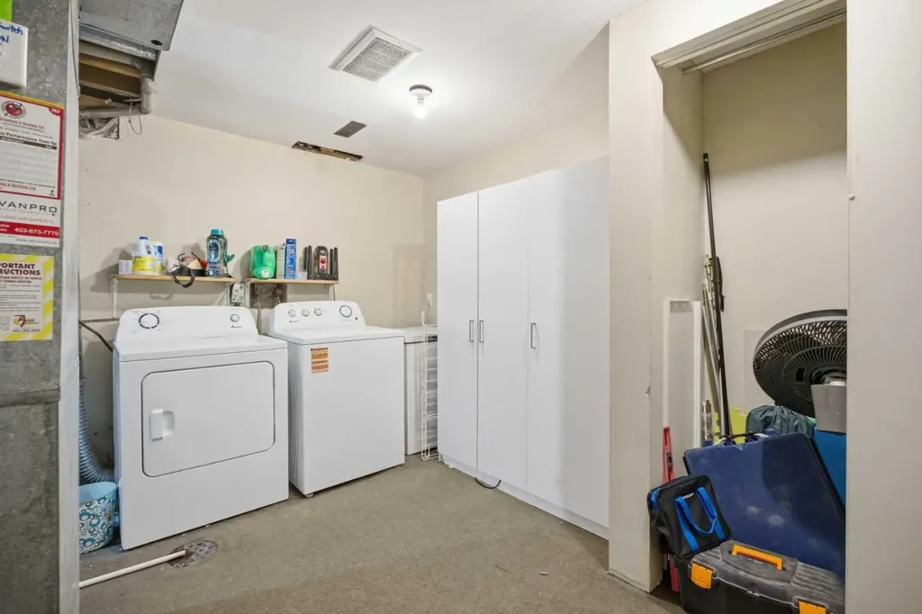 14816 1 Street SE Calgary AB T2X1A1