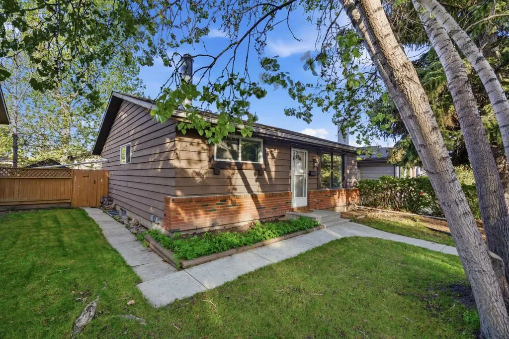 14816 1 Street SE Calgary AB T2X1A1