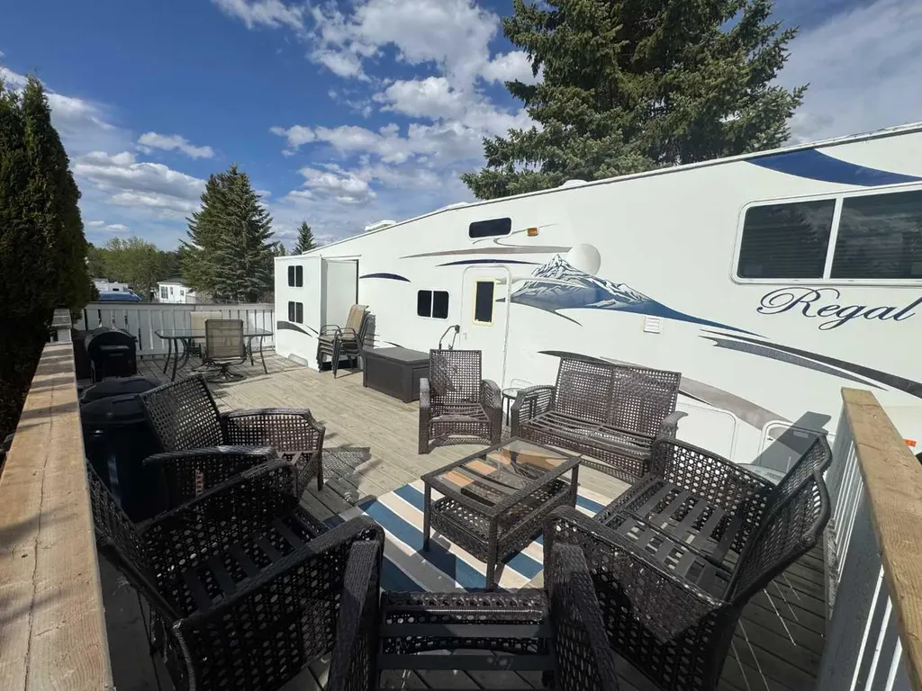 2540 Township Road 353 Rural Red Deer County AB T4G0K6