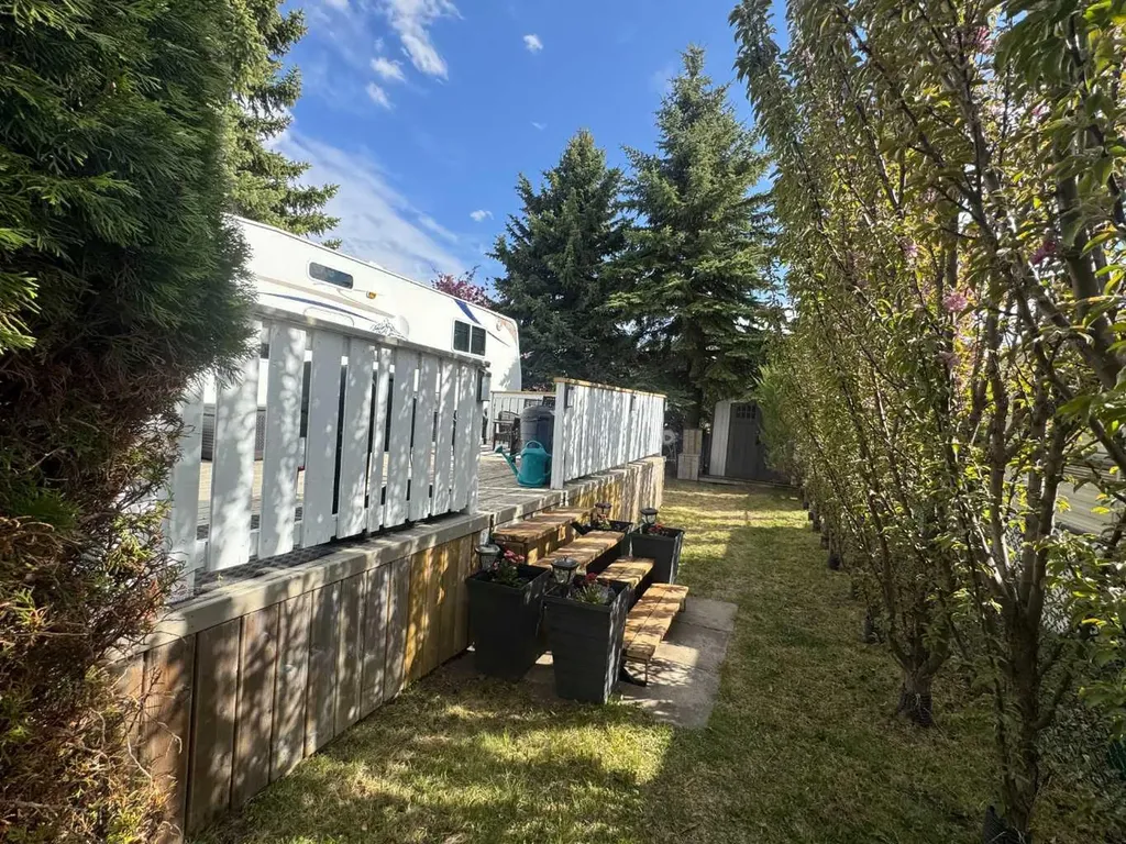 2540 Township Road 353 Rural Red Deer County AB T4G0K6
