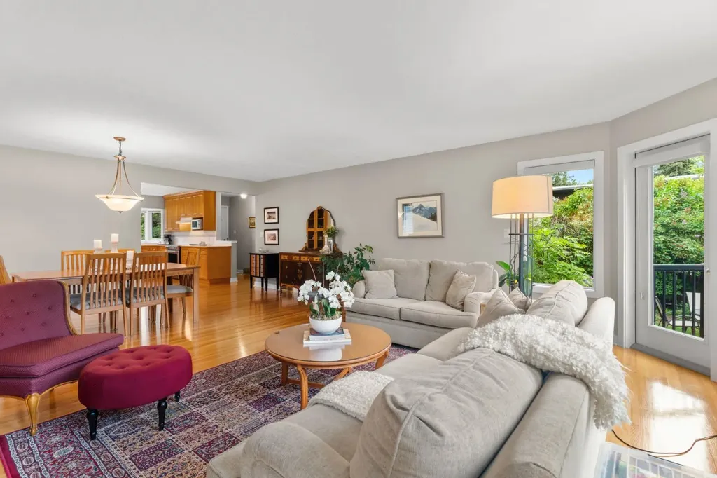 1334 Hamilton Street NW Calgary AB T2N 3W6