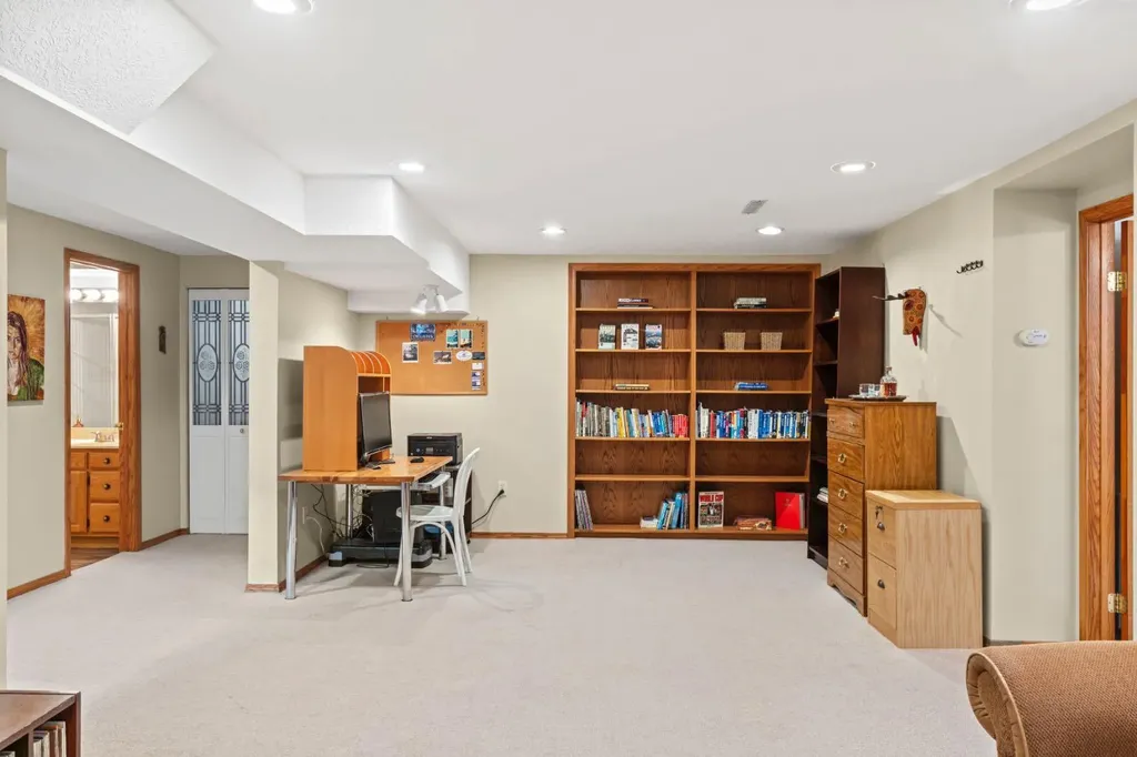 1334 Hamilton Street NW Calgary AB T2N 3W6