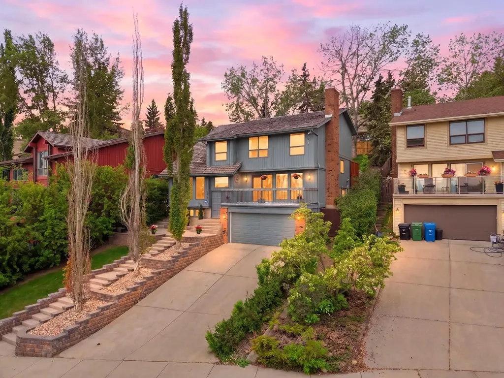 5807 Coach Hill Road SW Calgary AB T3H 1E3
