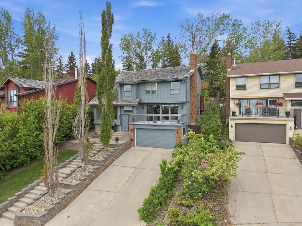 5807 Coach Hill Road SW Calgary AB T3H 1E3