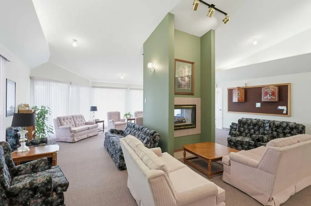 29 Edenwold Green NW Calgary AB T3A 5B8