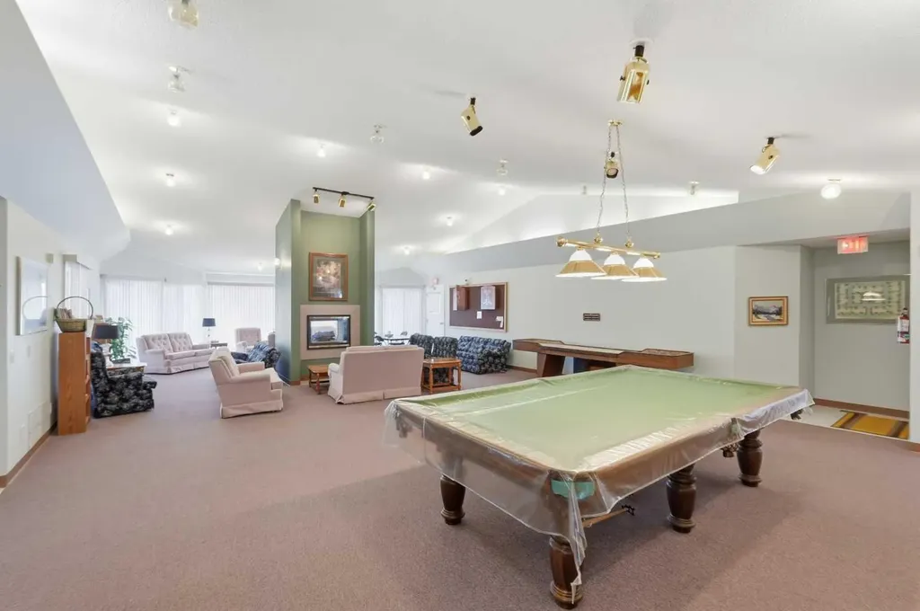 29 Edenwold Green NW Calgary AB T3A 5B8