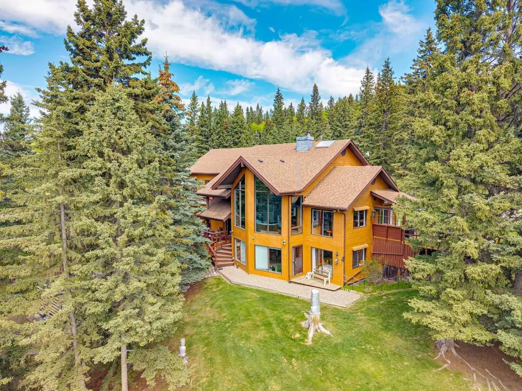 36 Cummer Place Bragg Creek AB T0L0K0