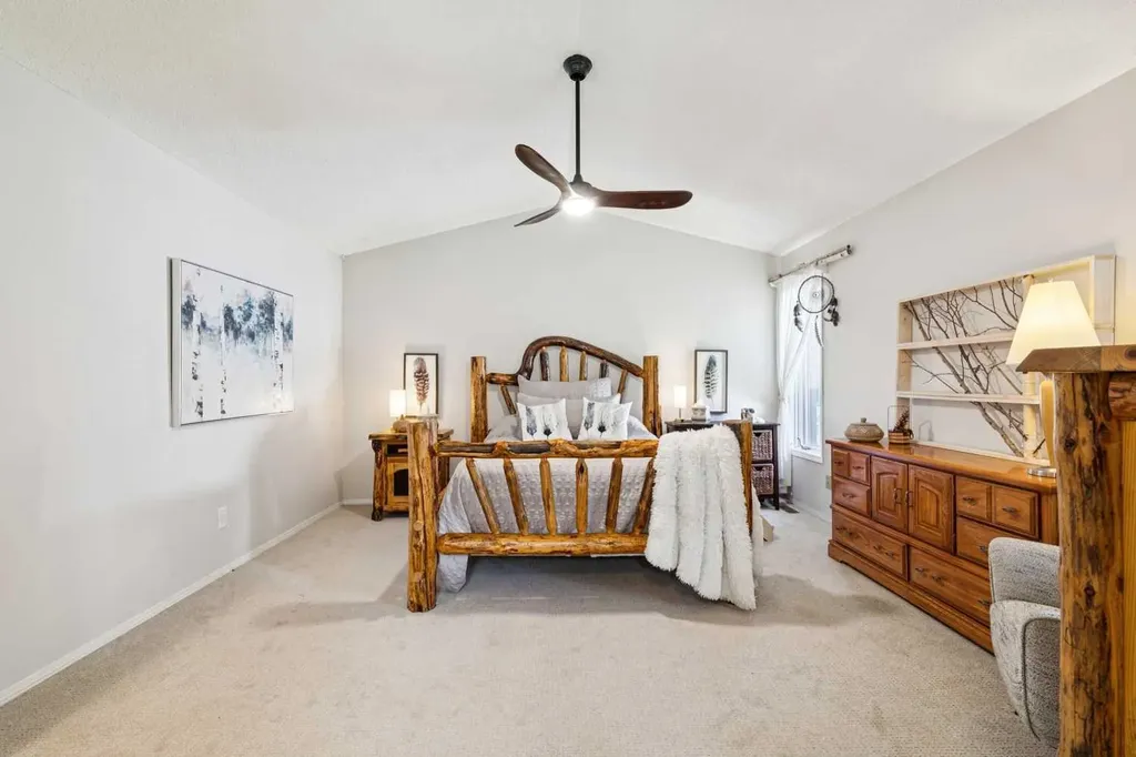 36 Cummer Place Bragg Creek AB T0L0K0
