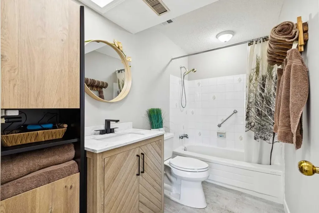 36 Cummer Place Bragg Creek AB T0L0K0
