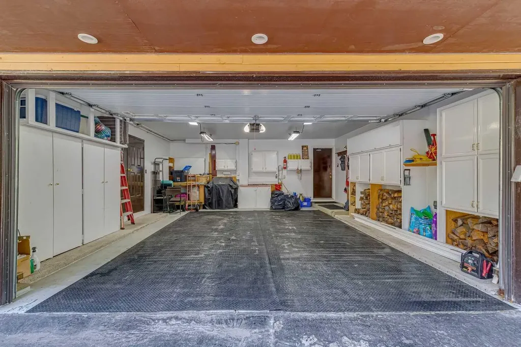 36 Cummer Place Bragg Creek AB T0L0K0