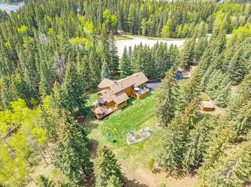 36 Cummer Place Bragg Creek AB T0L0K0