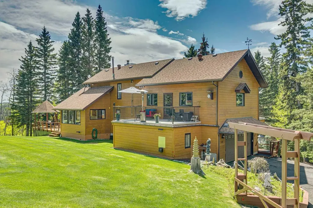 36 Cummer Place Bragg Creek AB T0L0K0