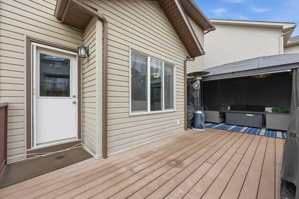 1198 Kingston Crescent SE Airdrie AB T4A 0E9