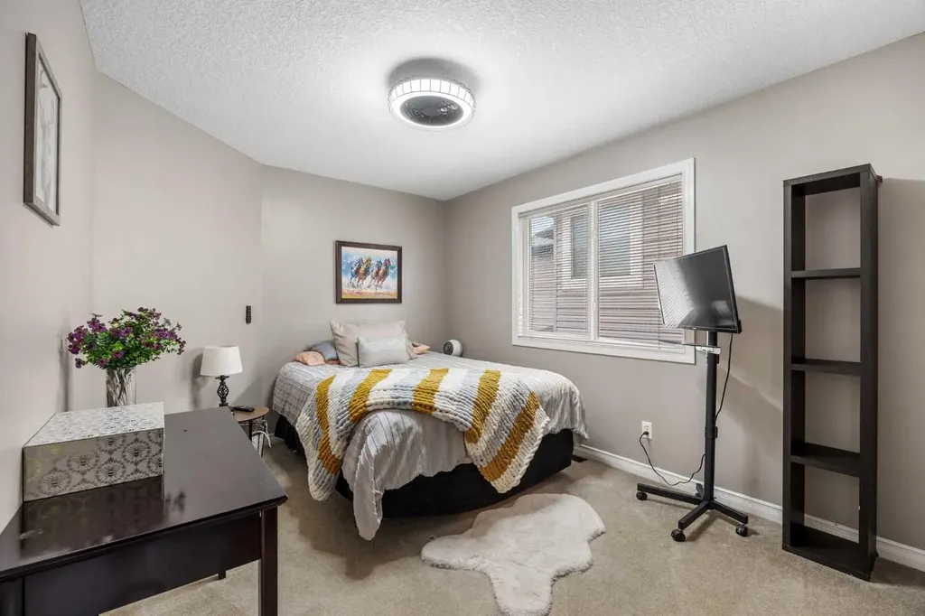 148 Westland Street Okotoks AB T1S 0B3