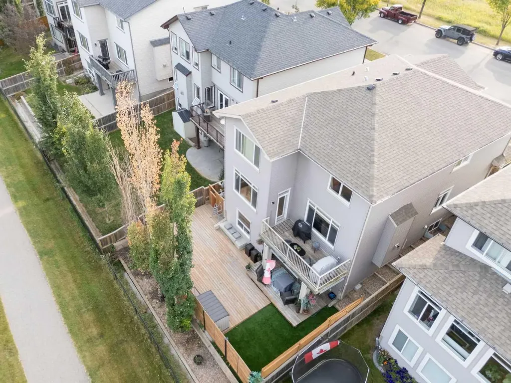 148 Westland Street Okotoks AB T1S 0B3