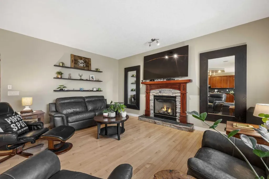 148 Westland Street Okotoks AB T1S 0B3