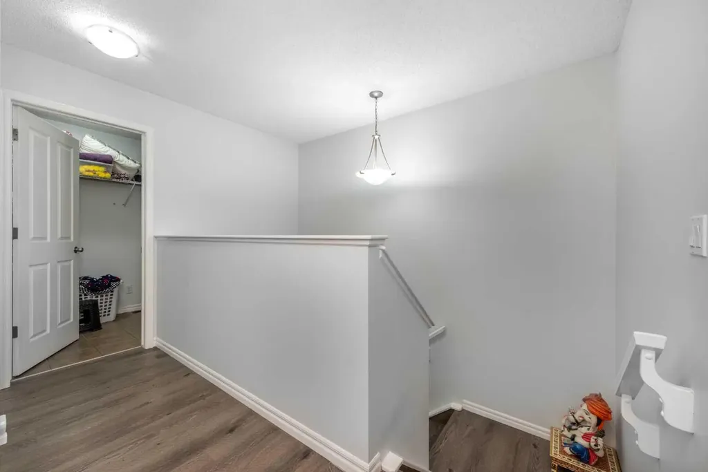 185 Skyview Ranch Drive NE Calgary AB T3N 0C2