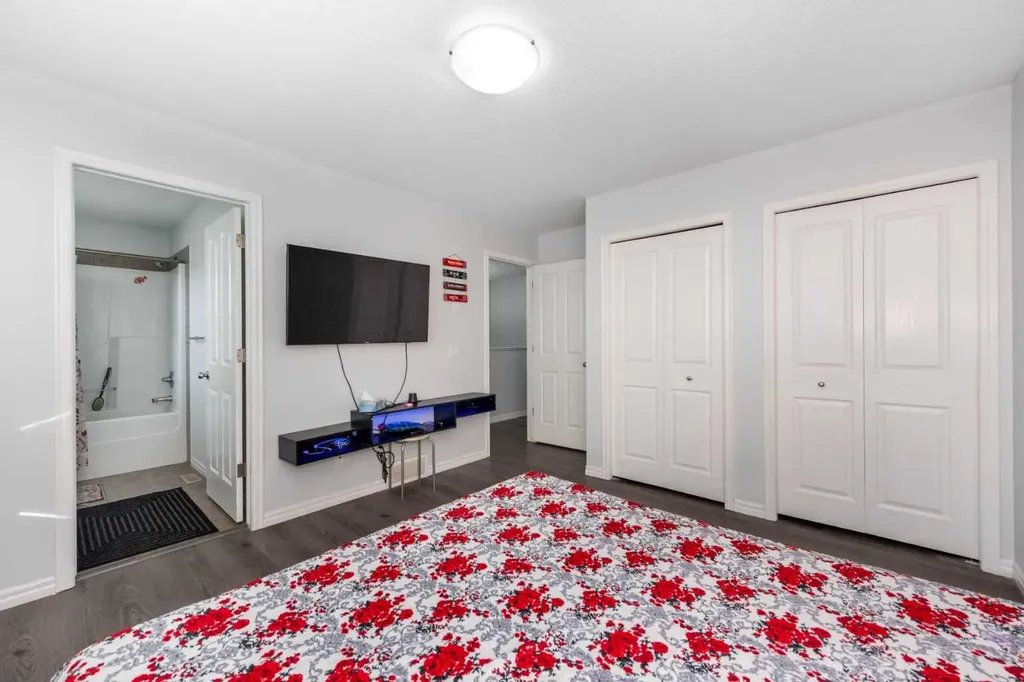 185 Skyview Ranch Drive NE Calgary AB T3N 0C2