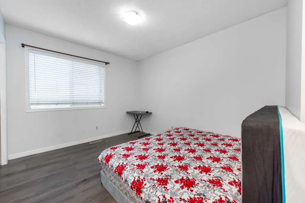 185 Skyview Ranch Drive NE Calgary AB T3N 0C2