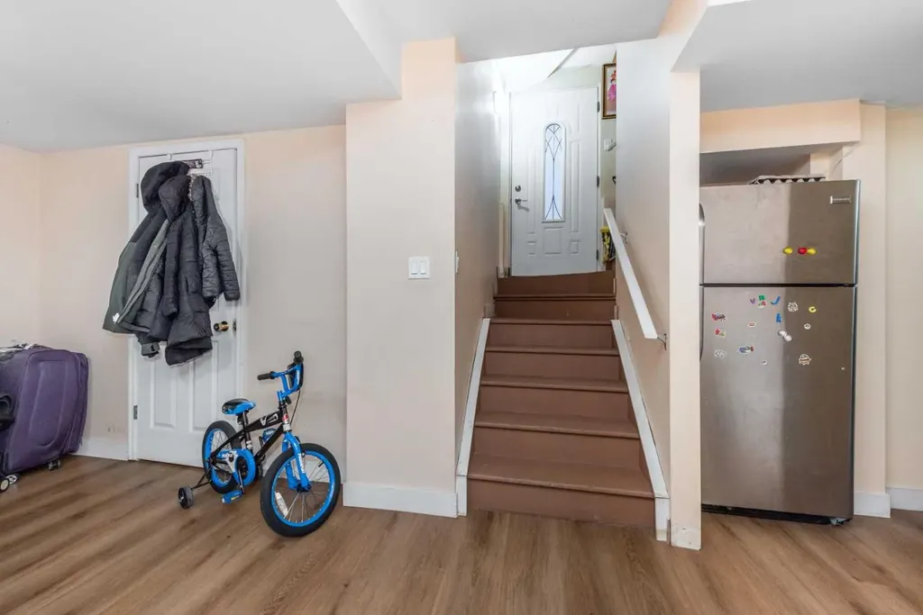 185 Skyview Ranch Drive NE Calgary AB T3N 0C2