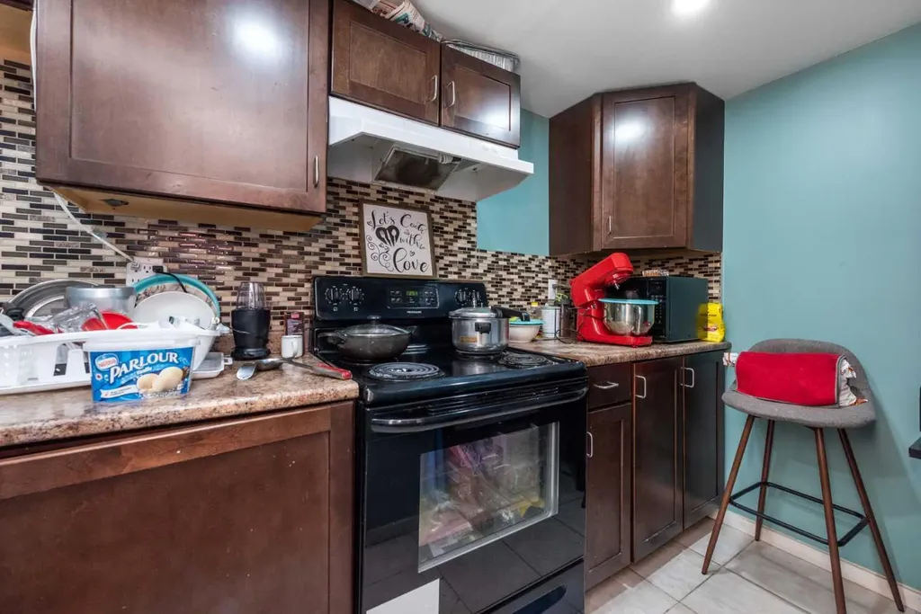 185 Skyview Ranch Drive NE Calgary AB T3N 0C2