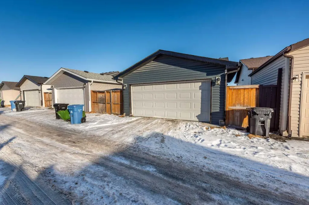 185 Skyview Ranch Drive NE Calgary AB T3N 0C2