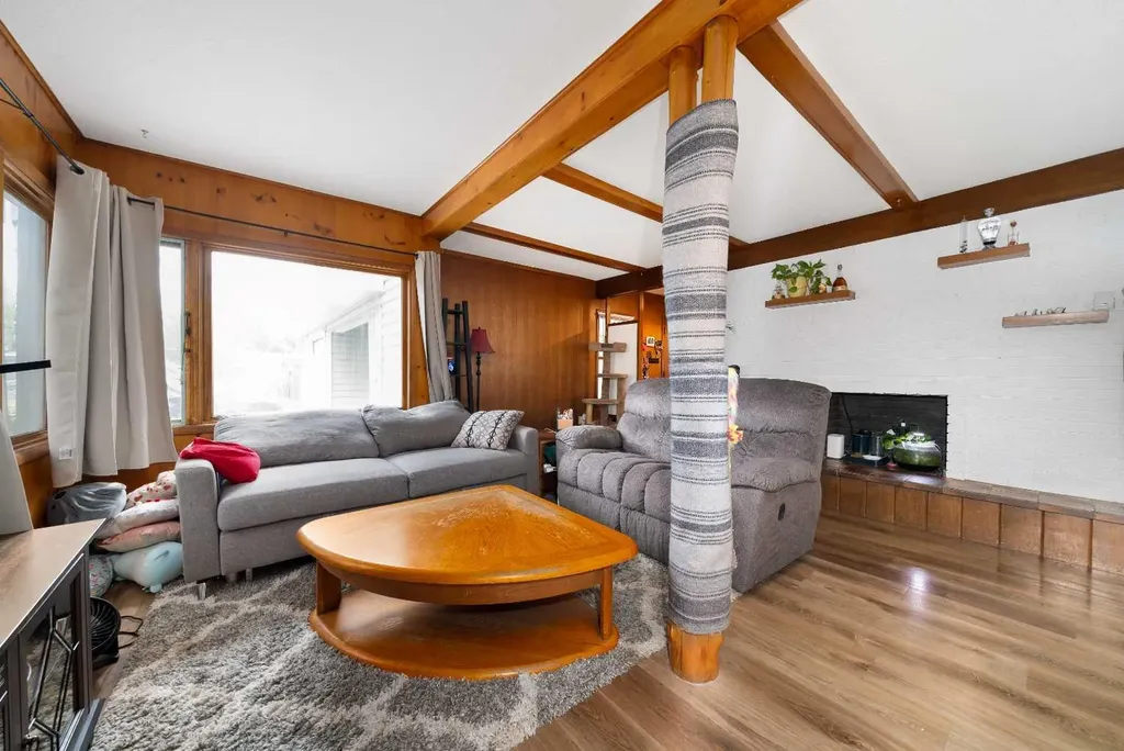 218 Altawana Avenue NE Medicine Hat AB T1A 5N7