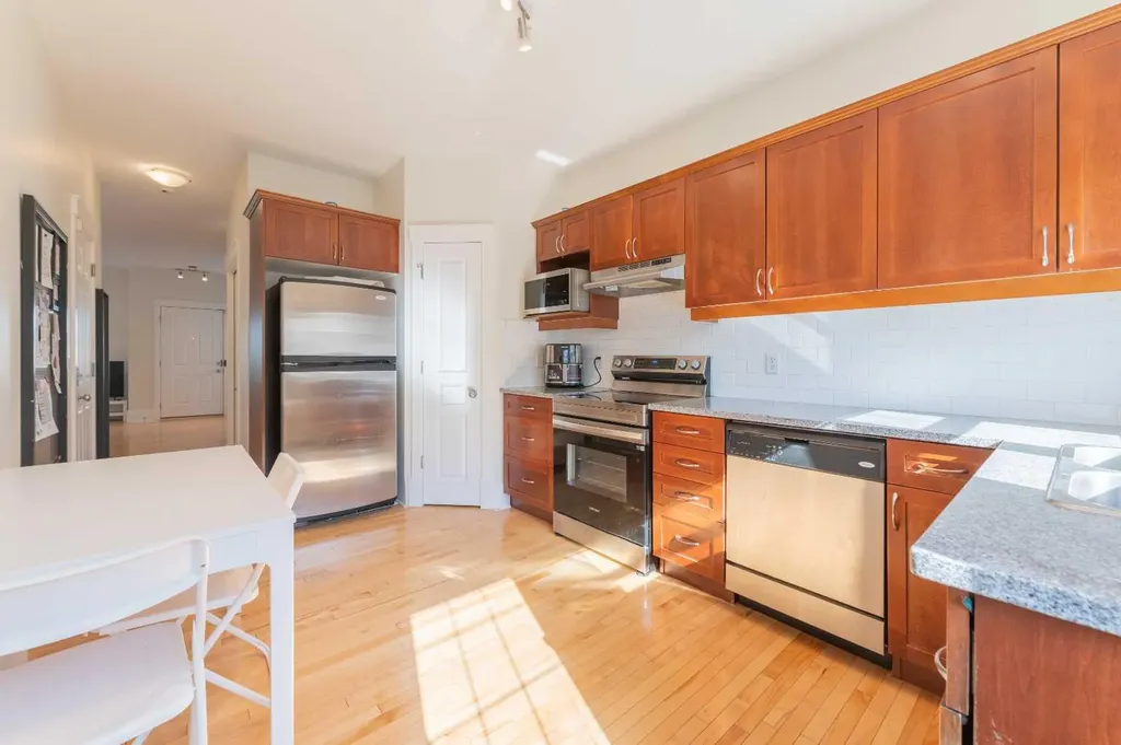 1024 Wentworth Rise SW Calgary AB T3H5K1