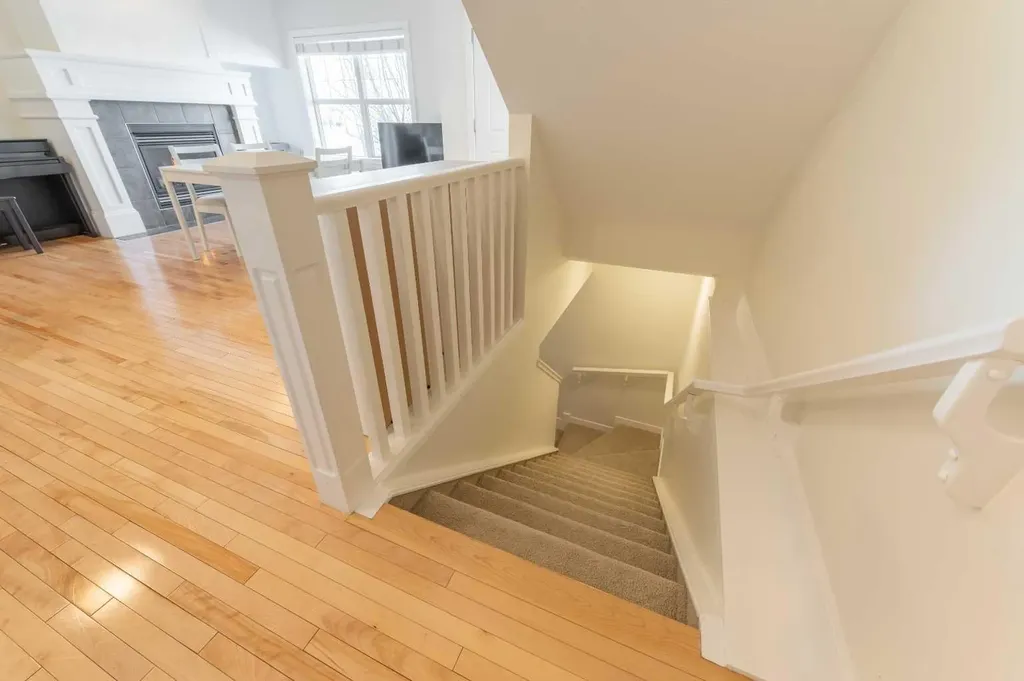 1024 Wentworth Rise SW Calgary AB T3H5K1