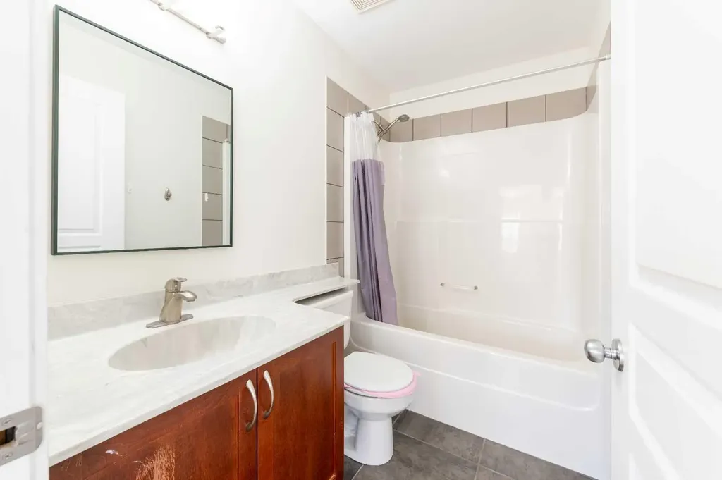 1024 Wentworth Rise SW Calgary AB T3H5K1