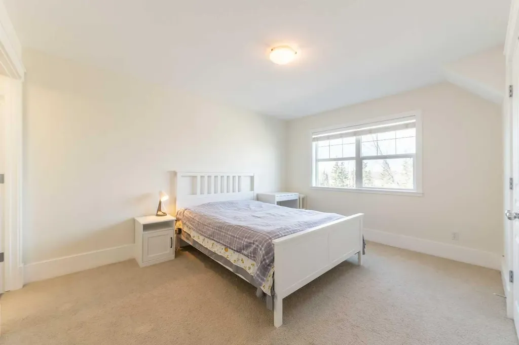 1024 Wentworth Rise SW Calgary AB T3H5K1