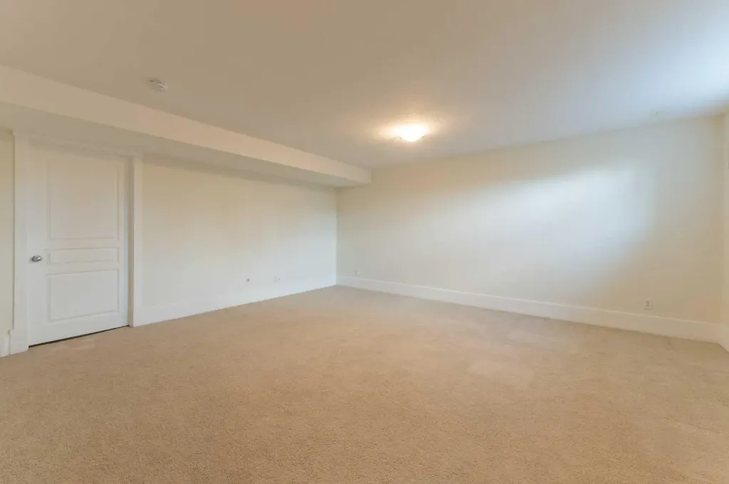 1024 Wentworth Rise SW Calgary AB T3H5K1